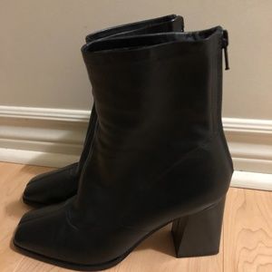 L’Intervalle Leather Boots